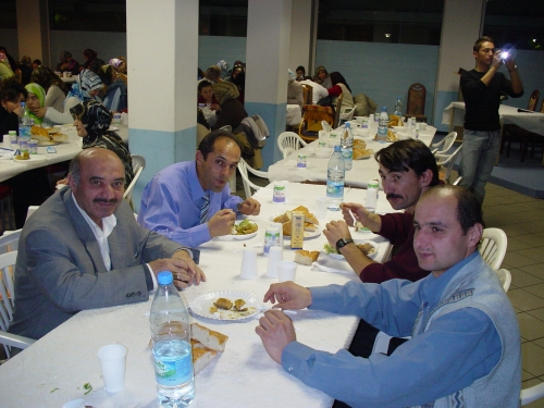 2004_iftar21.jpg
