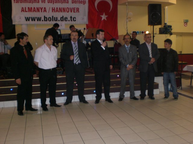 1.98_yeni_yoenetim__3_.jpg
